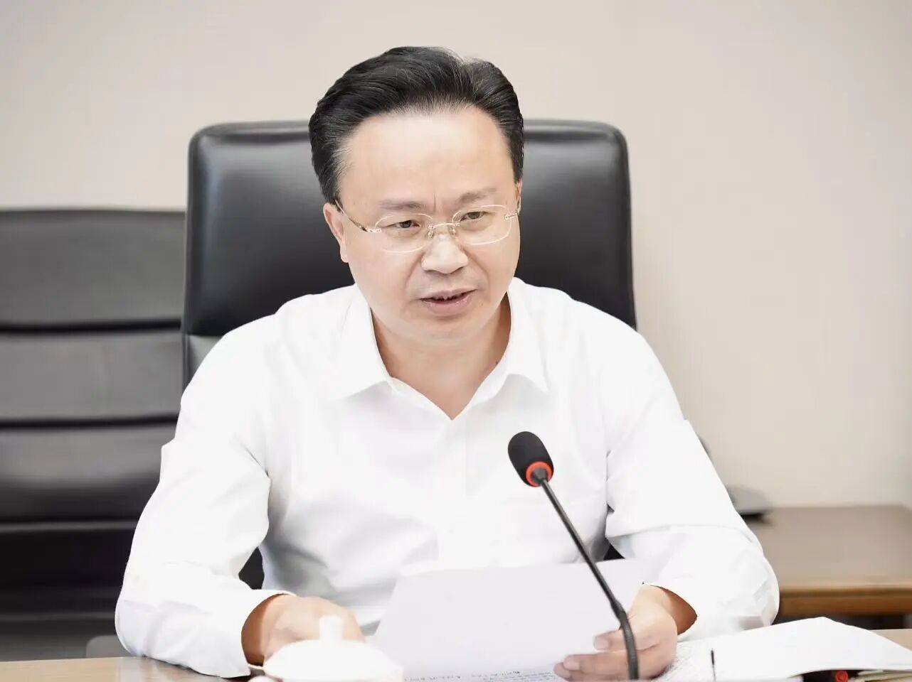 f96fecb8-7b36-459a-9945-721615c857e0